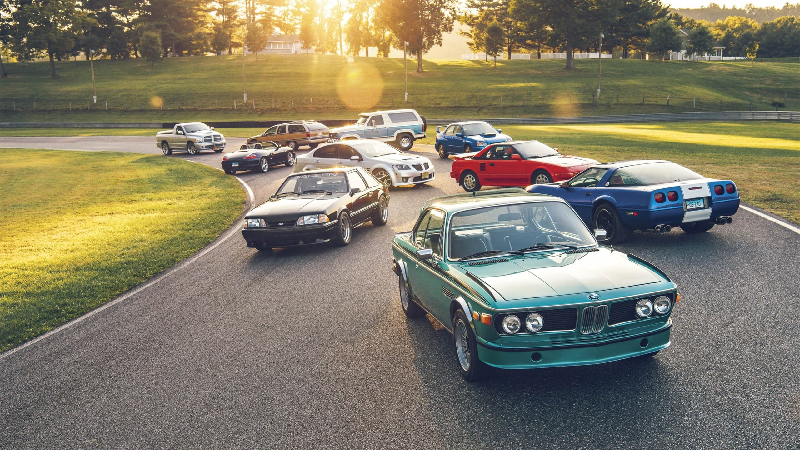 电竞赛事直播创新互动模式，观众参与热情高涨，电子竞技网络直播