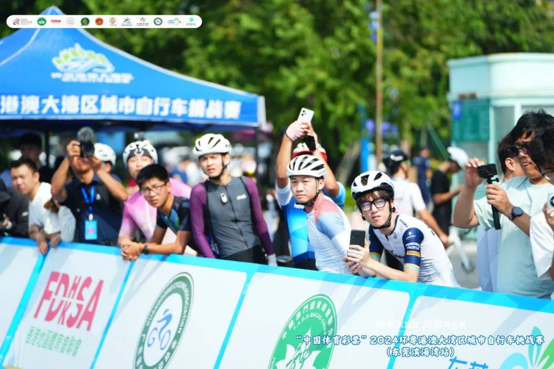 开云体育:自行车骑行，享受健康生活的简单介绍