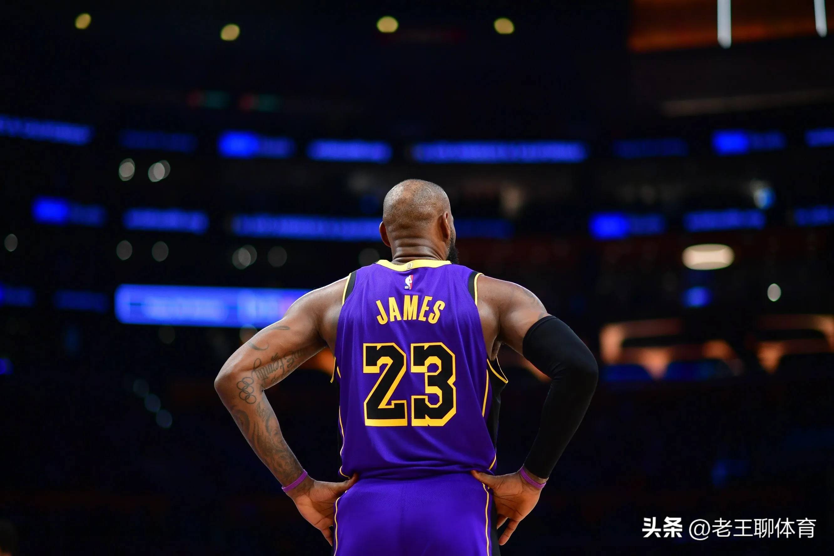 包含勒布朗·詹姆斯：传奇仍在继续的词条