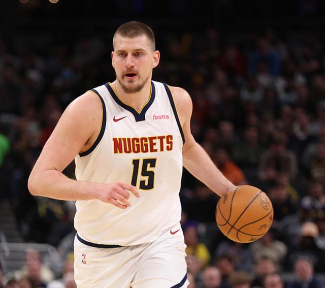 开云体育:掘金队约基奇:如何继续统治内线,带领球队前进?的简单介绍 开云体育:掘金队约基奇:如何继续统治内线,带领球队前进?的简单介绍