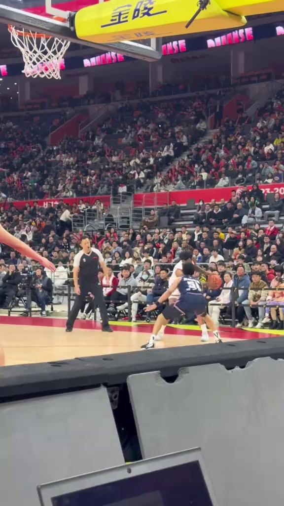 包含开云体育：CBA球队阵容调整：谁将成为新赛季的黑马？的词条